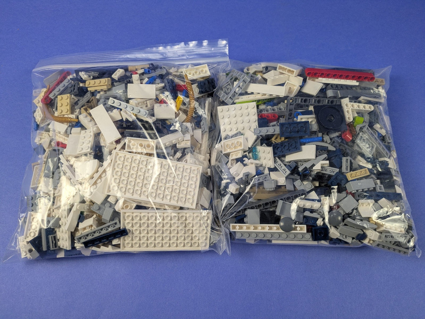 LEGO Star Wars R2-D2 75308 Complete Set Pre-Owned