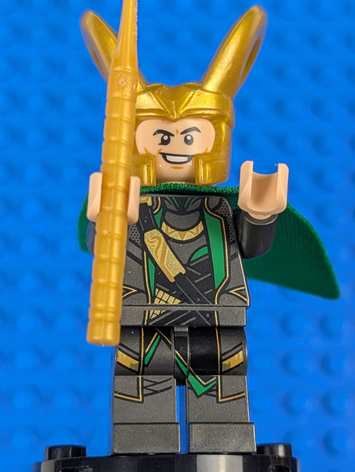 Lego Super Heroes: The Infinity Saga: Loki - Pearl Dark Gray sh0860 Set 76269