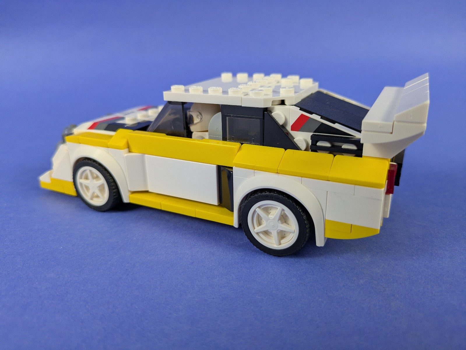 Lego SPEED CHAMPIONS: 1985 Audi Sport quattro S1 Set 76897 Complete Set