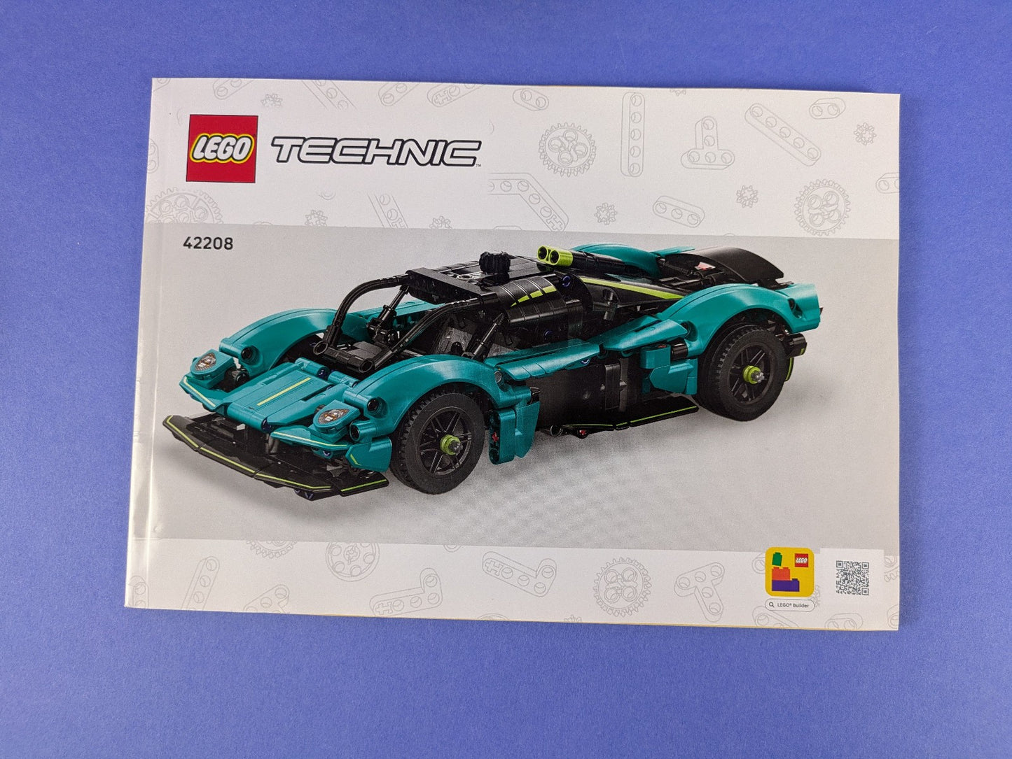 Lego Technic: Model: Race: Aston Martin Valkyrie Set 42208 Complete Set