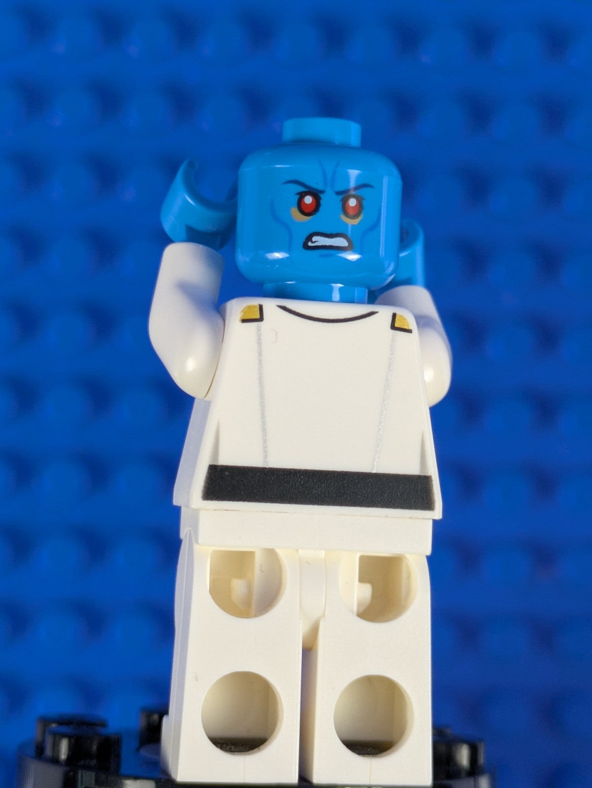 Lego Star Wars: Grand Admiral Thrawn - Dark Azure Skin sw0811 Set 75170