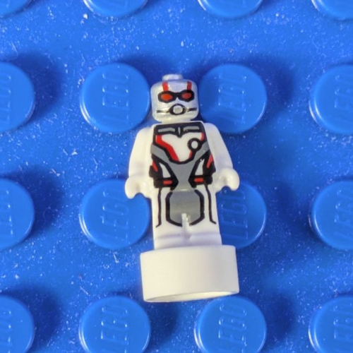 Lego Super Heroes: Captain America Civil War: Ant-Man (Scott Lang) Set 76131