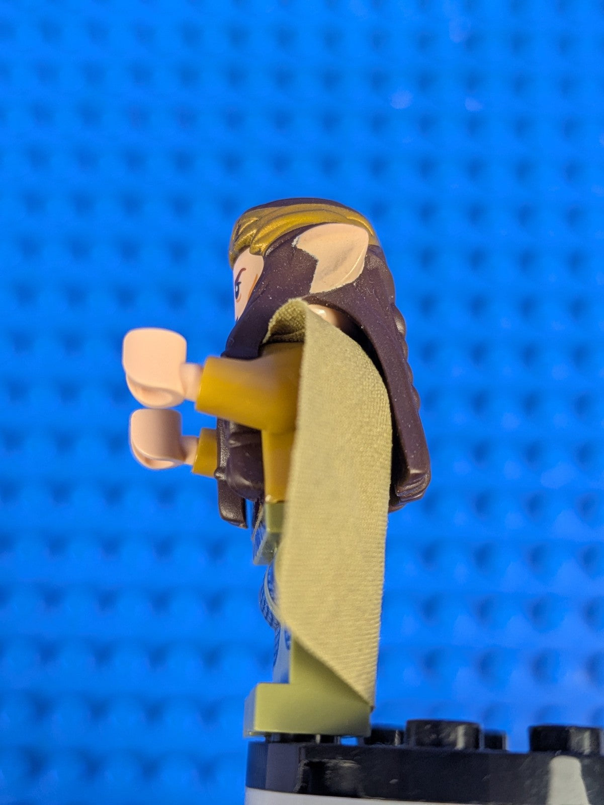 Lego The Hobbit and The Lord of the Rings: Elrond - Gold Crown lor105 Set 79015