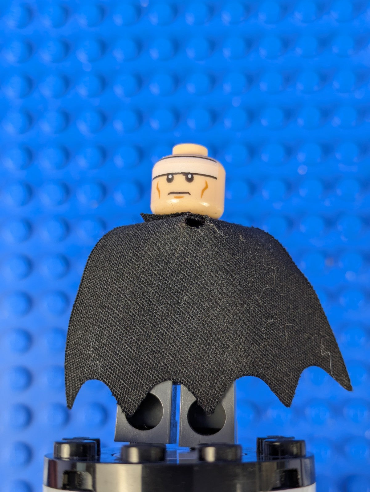 Lego Dimensions: Super Heroes: Batman - Dark Bluish Gray Suit dim002 Set 71200