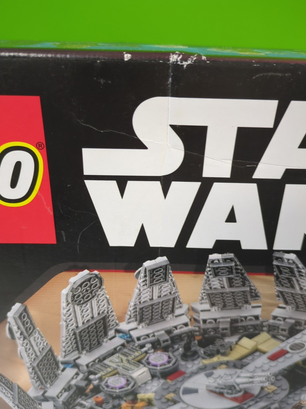 Lego Star Wars: Millennium Falcon Set 75105 - BRAND NEW!