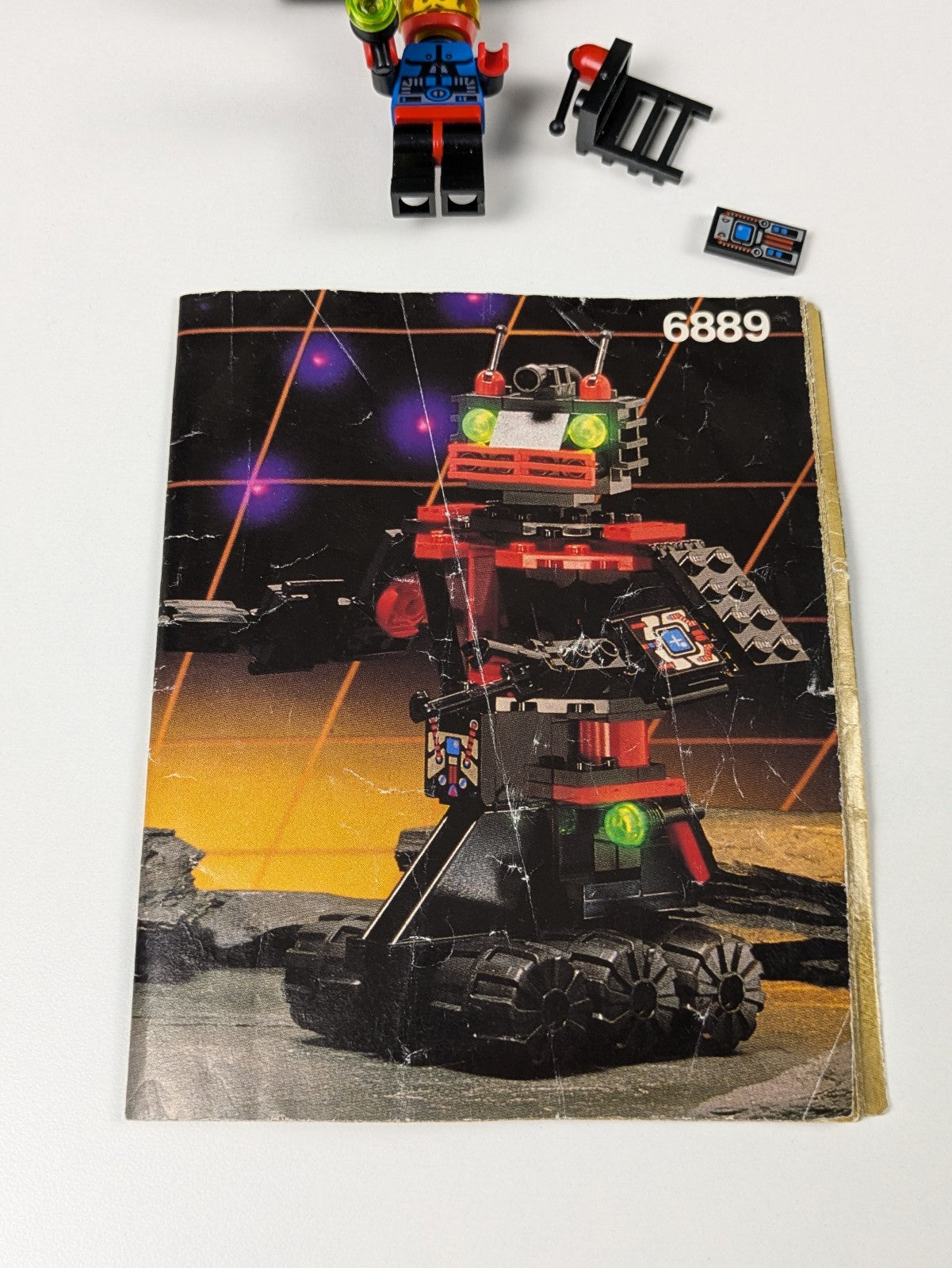 Lego Space: Spyrius: Recon Robot Set 6889 - w/ Instructions