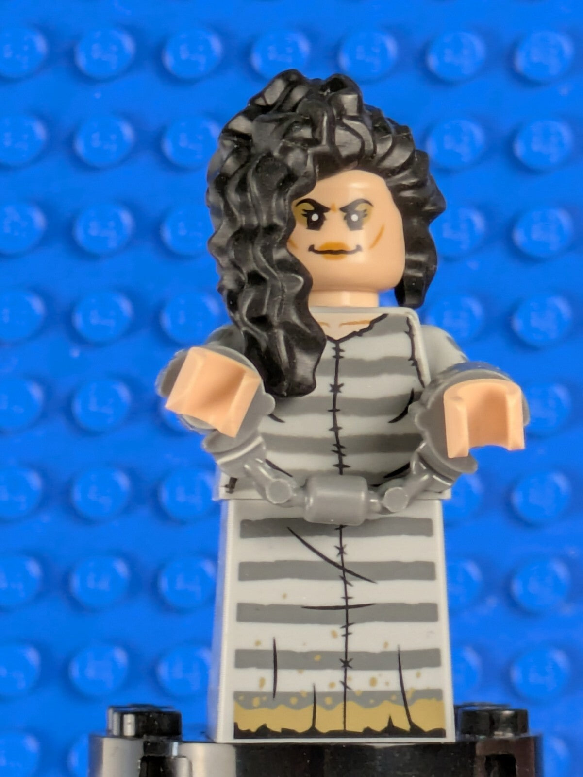 Lego Collectible Minifigures: Harry Potter: Bellatrix Lestrange colhp2-12 71028