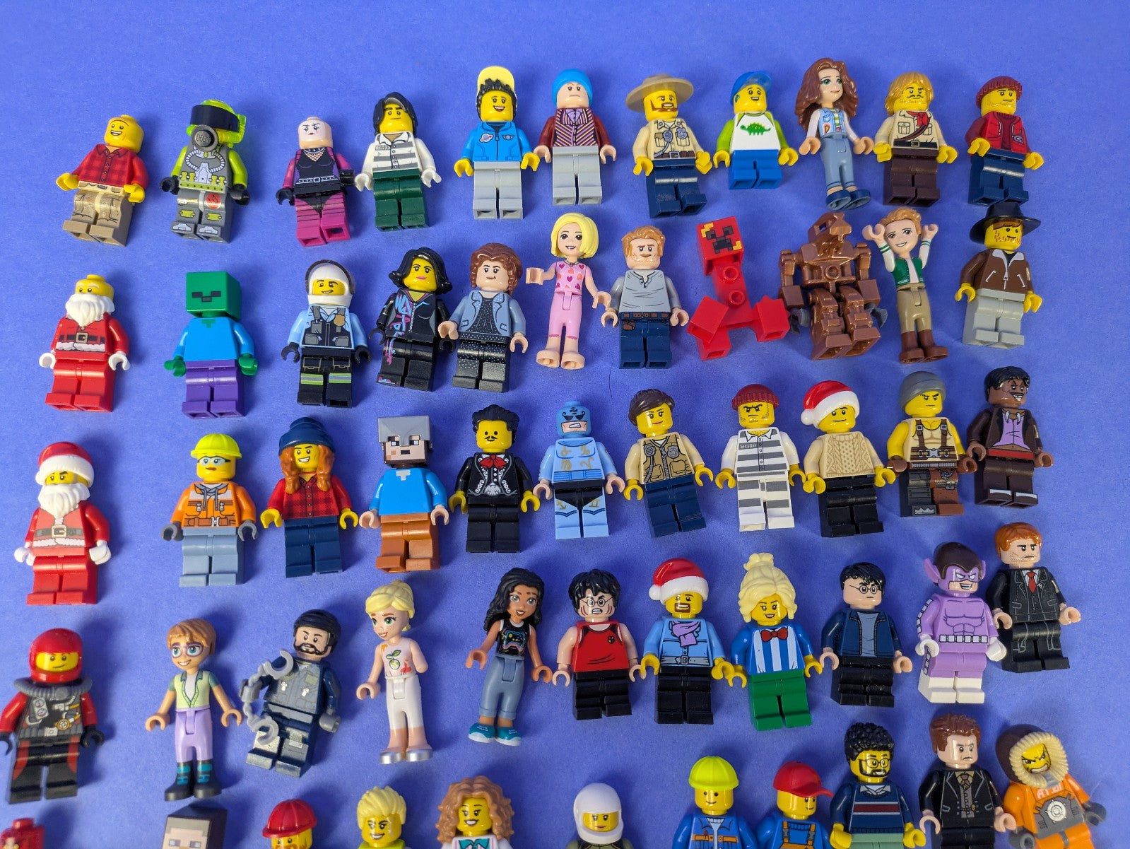 Lego Bundle Set: 100+ Random Minifigures Super Heroes, Minecraft, Harry Potter