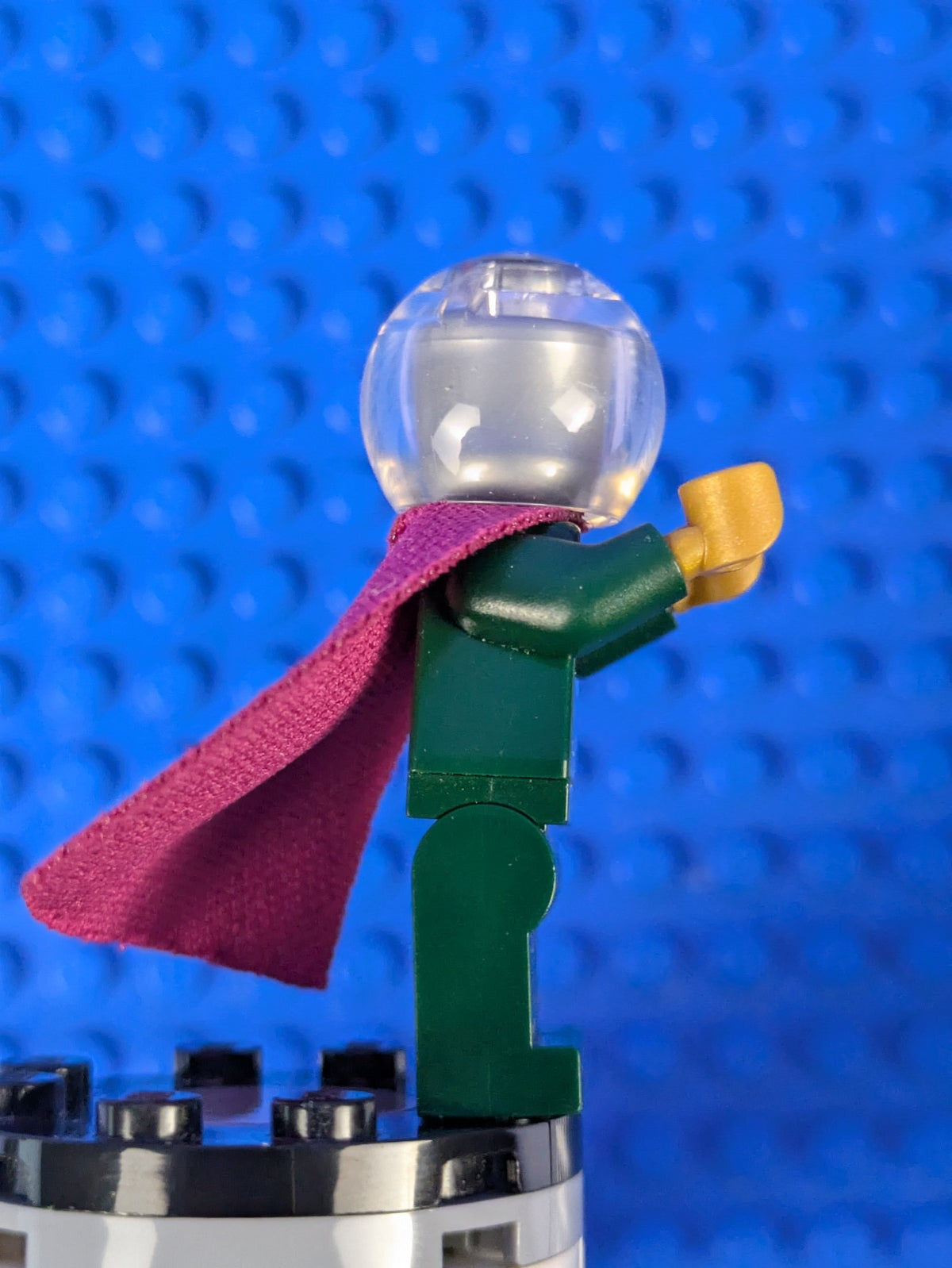 Lego Super Heroes: Mysterio - Magenta Trim sh0580 Sets 76129, 76128