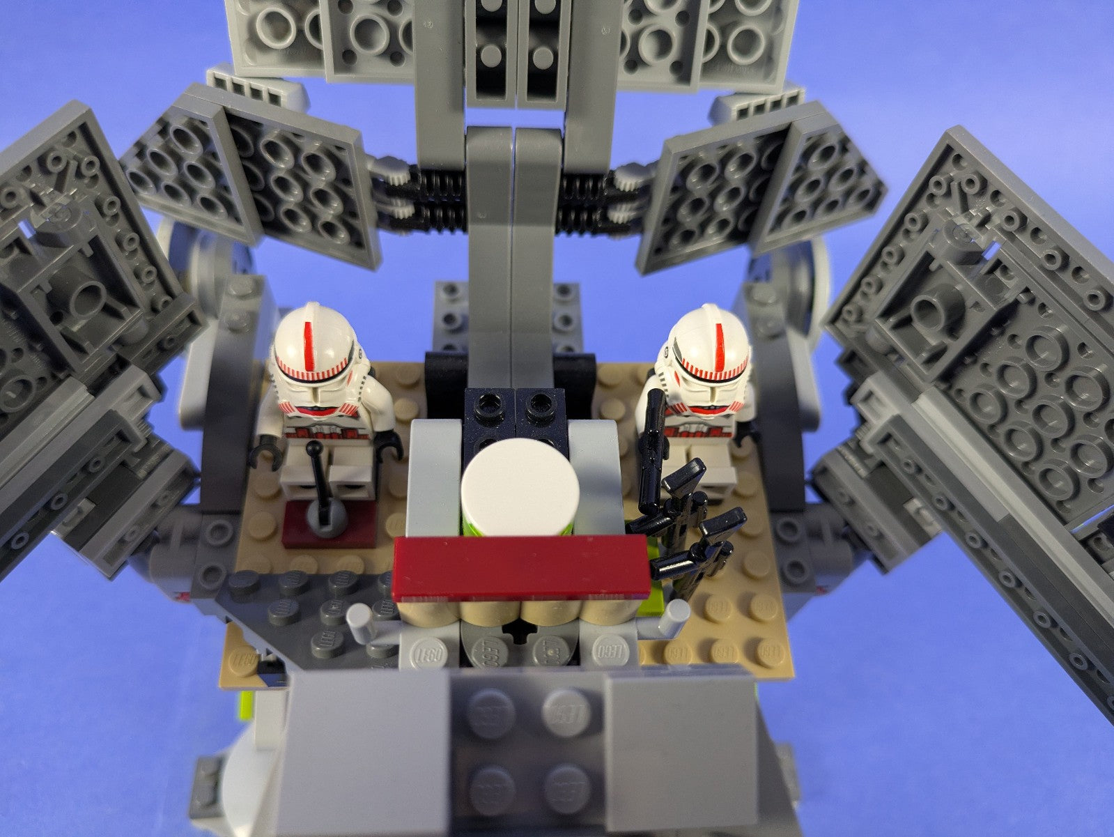 Lego Star Wars: Episode 3: AT-AP Walker Set 7671 Complete Set
