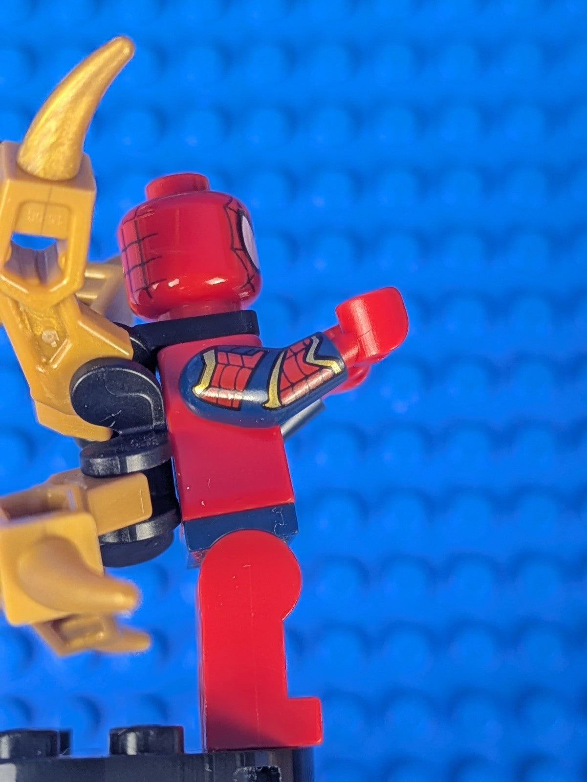 Lego Super Heroes: Iron Spider-Man - Mechanical Arms with Barbs sh0510 Set 76108