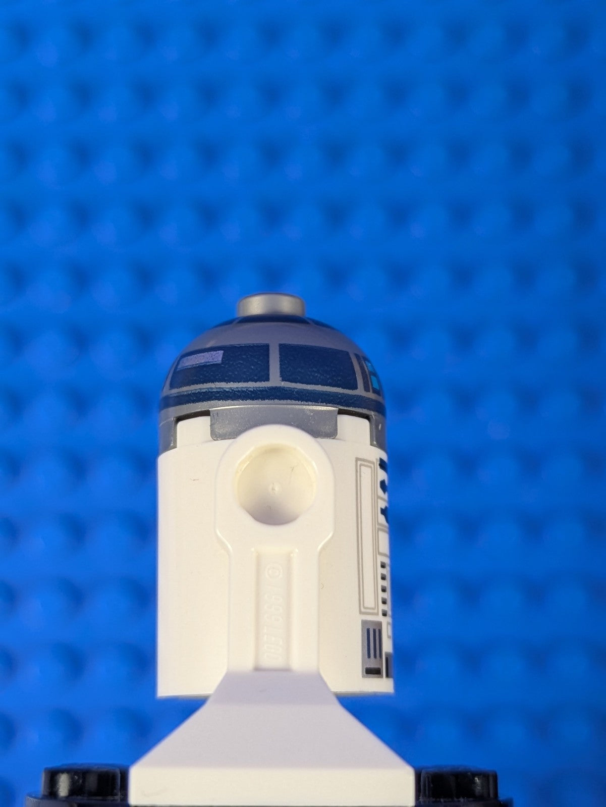 Lego Star Wars: R2-D2 - Astromech Droid Dark Pink Dots sw1085 Set 75290