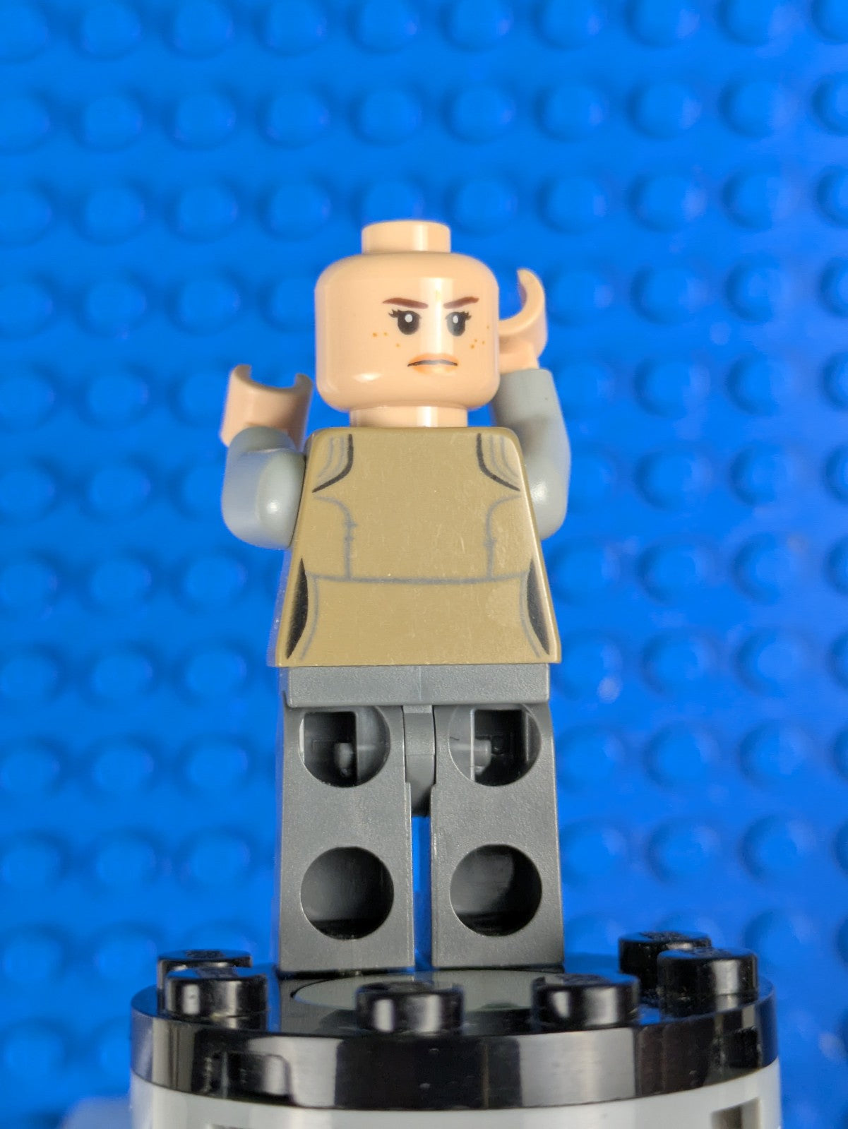 Lego Star Wars: Rey - Dark Tan Jacket sw0888 Set 75200