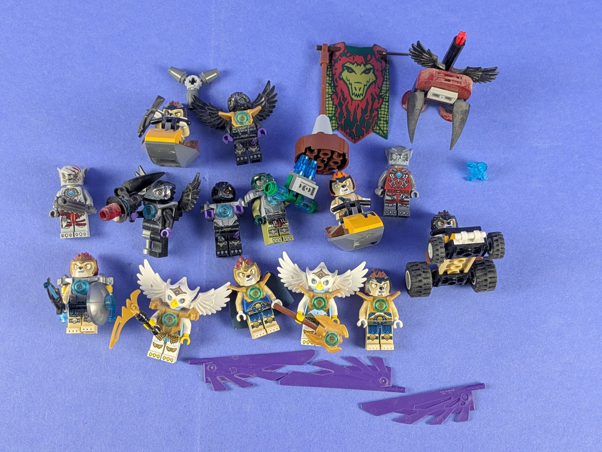 LEGO LEGENDS OF CHIMA Bundle Deal More Than 10 Sets Pre-Owned