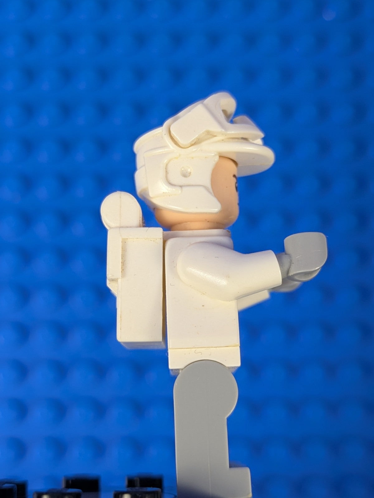 Lego Star Wars: Hoth Rebel Trooper White Uniform (Frown) sw0708 Set 75098