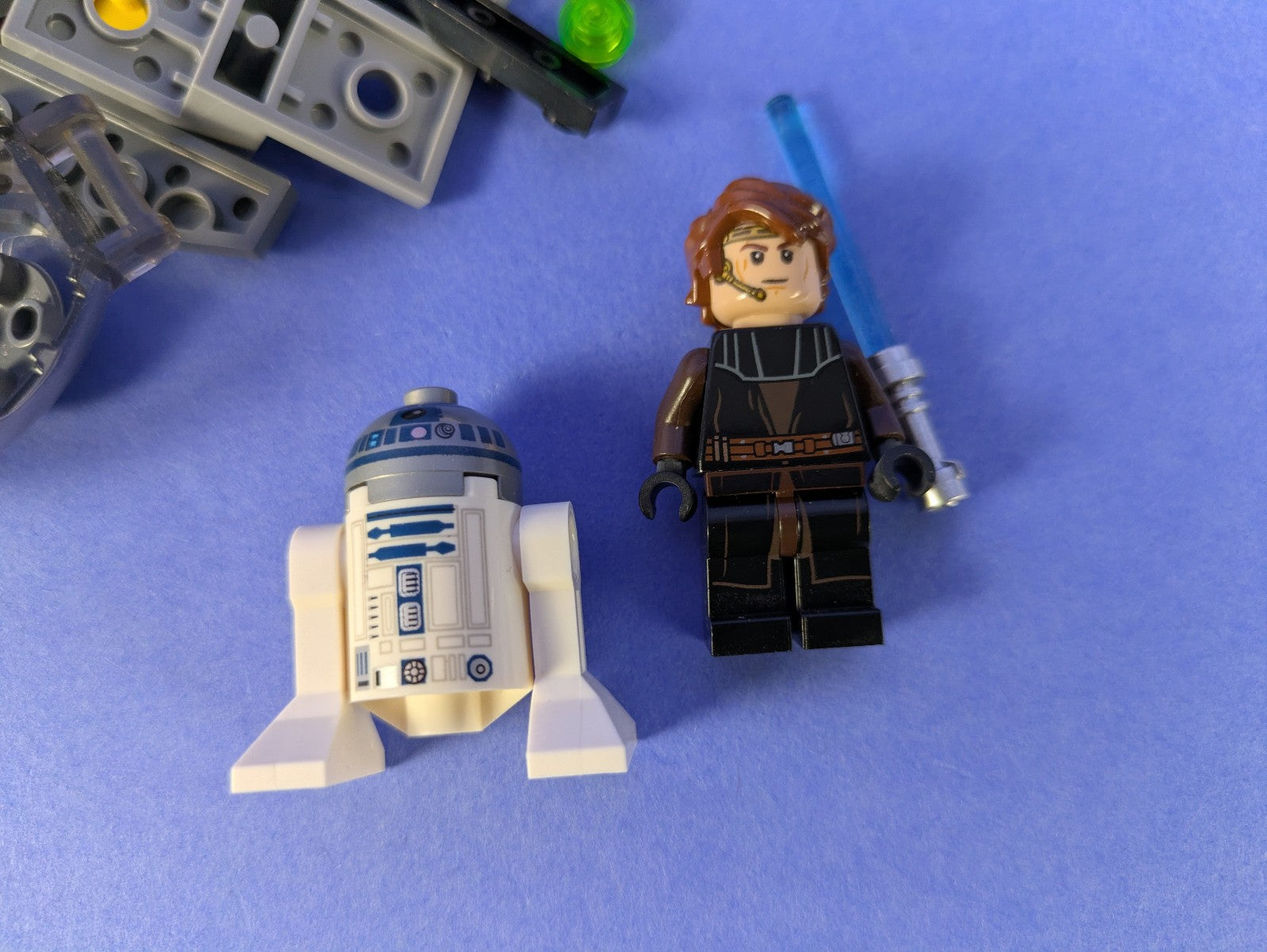 Lego Star Wars: The Clone Wars: Anakin's Jedi Starfighter Set 75214
