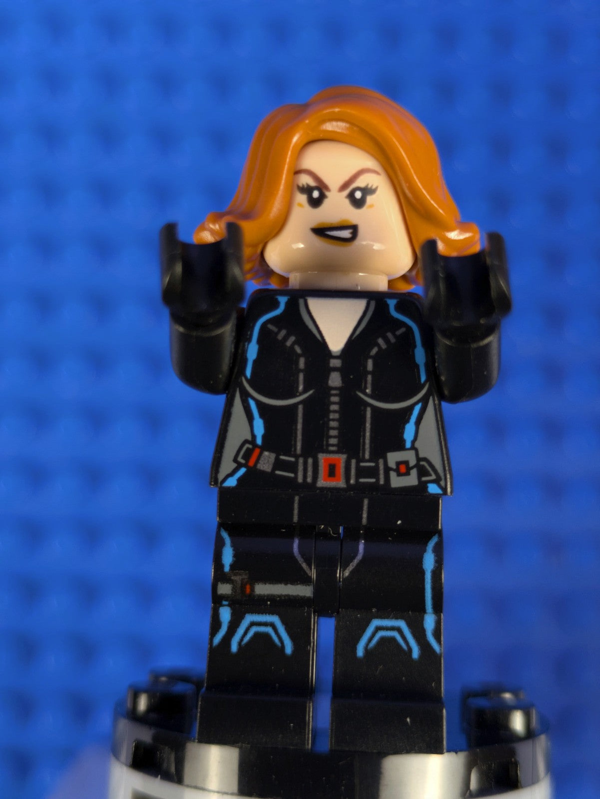 Lego Super Heroes: Avengers Age of Ultron: Black Widow - Black Jumpsuit sh0186