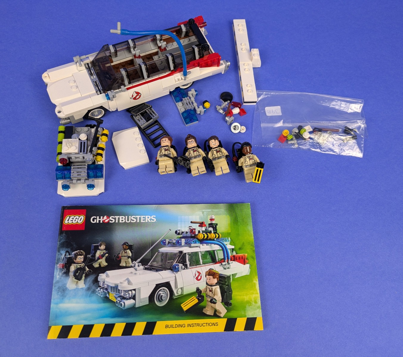Lego LEGO Ideas (CUUSOO): Ghostbusters Ecto-1 Set 21108 - Complete Set