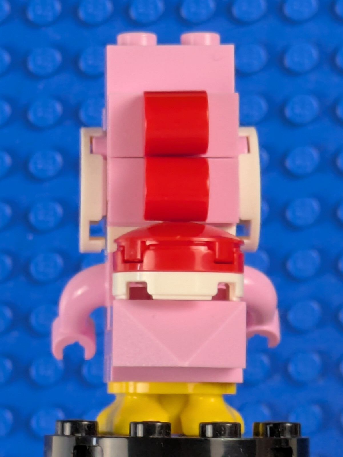 Lego  Super Mario: General: Pink Yoshi White Tile mar0143  Set 71428