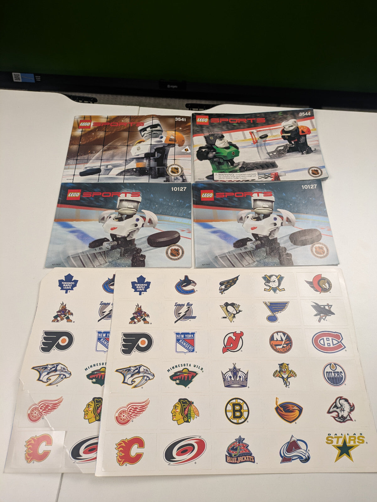 Lego Sports: Hockey: Slammer Stadium Set 65182 - Complete Set