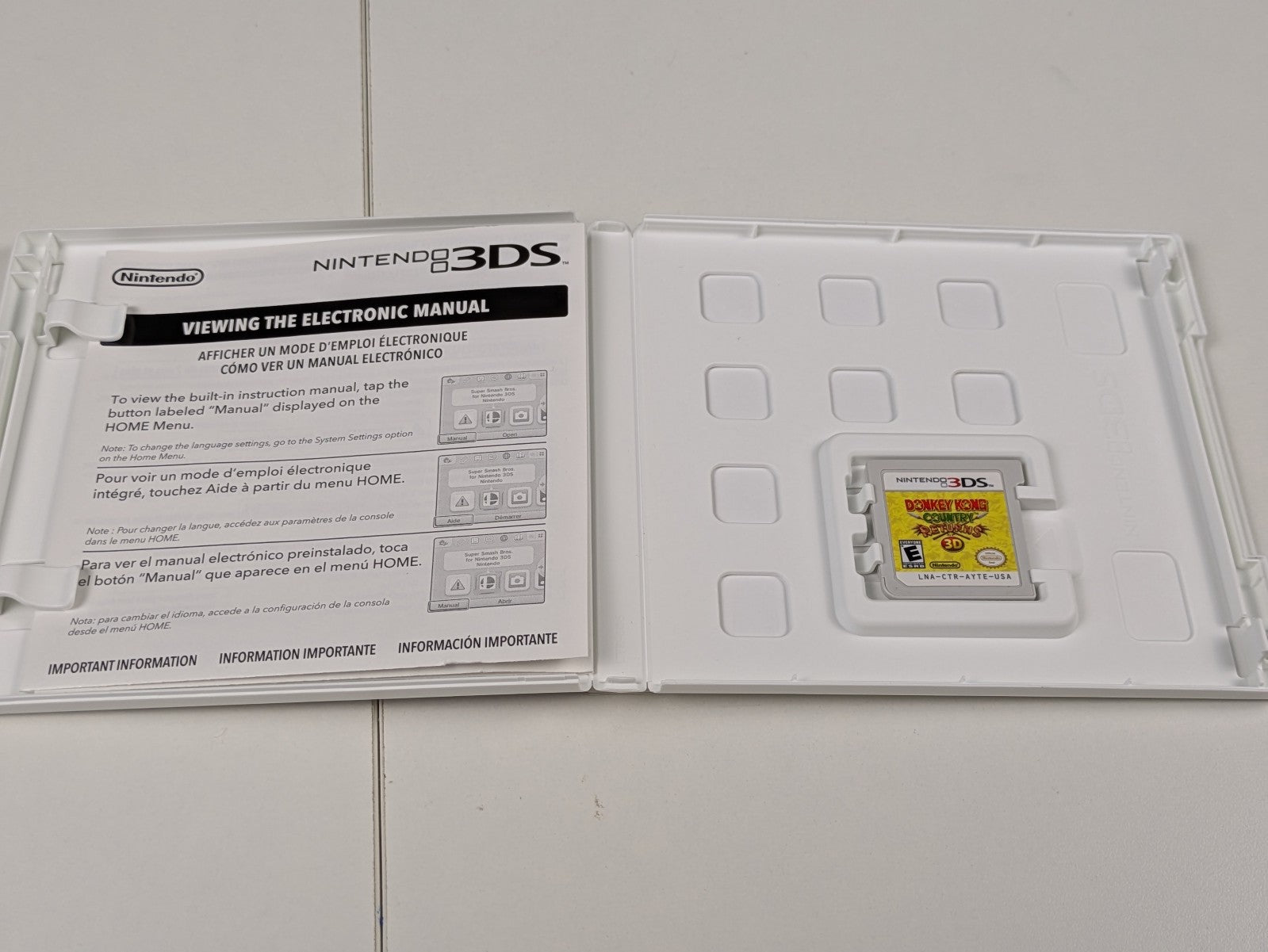 Donkey Kong Country Returns 3D (Nintendo 3DS, 2013) CIB