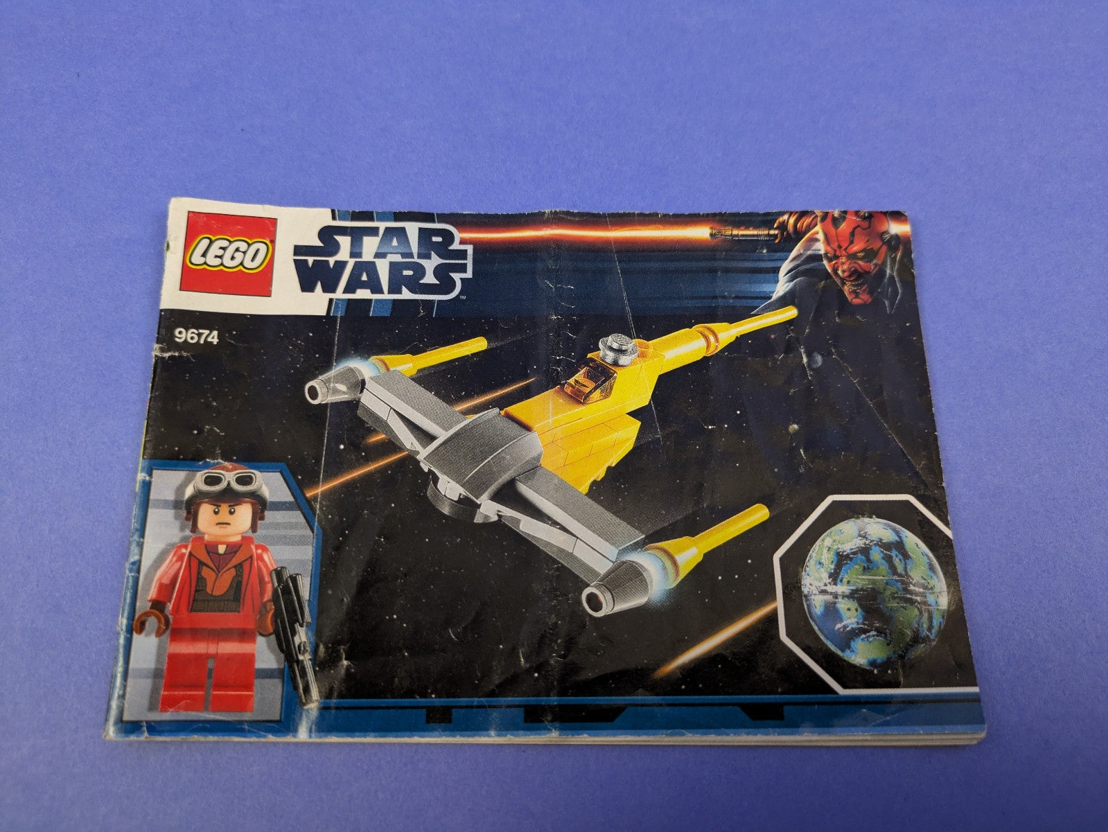 LEGO Star Wars Naboo Starfighter & Naboo 9674 Complete Set Pre-Owned