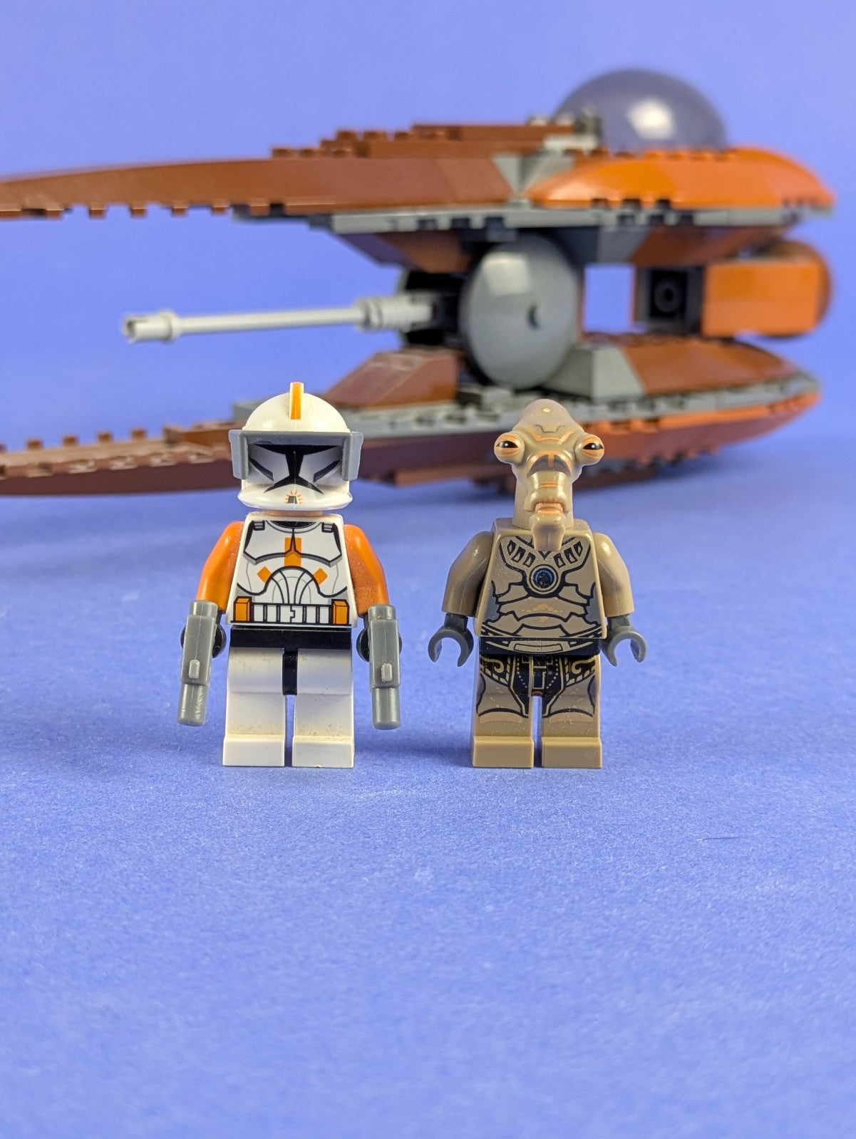 LEGO Star Wars Geonosian Starfighter 7959 Incomplete Set Pre-Owned