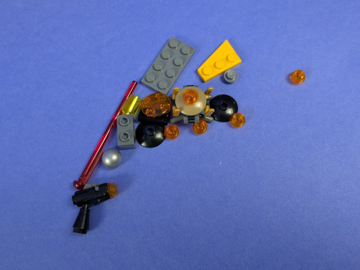 LEGO Super Heroes The Milano Spaceship Rescue 76021 Complete Set Pre-Owned