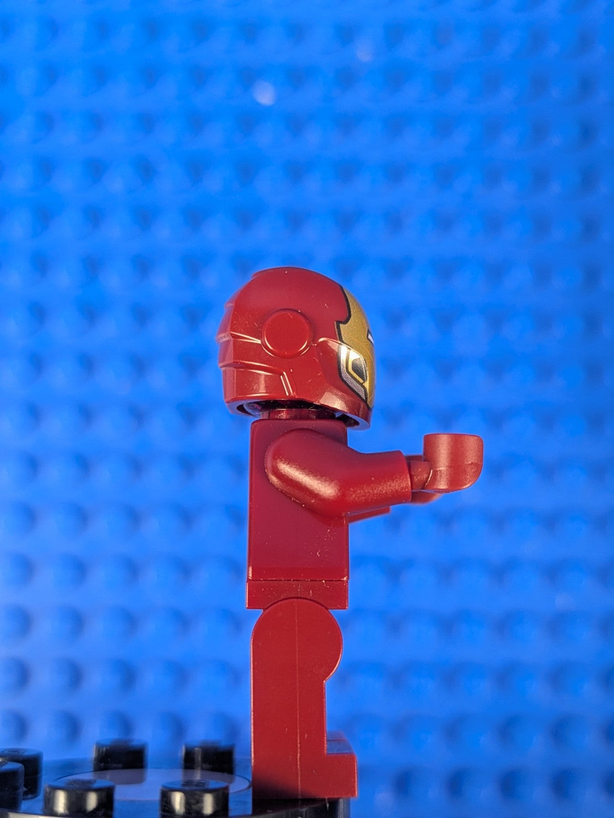 Lego Super Heroes: Iron Man - Silver Hexagon on Chest sh0612 Sets 76166, 242210
