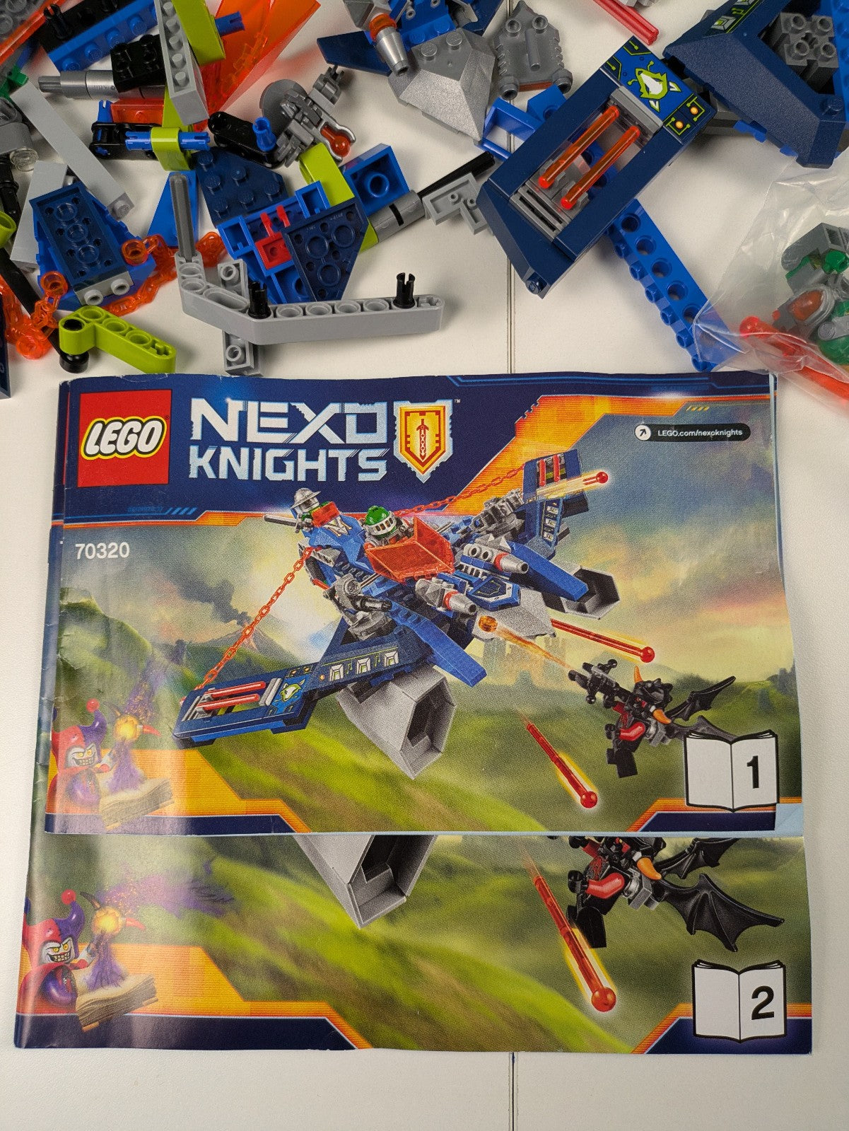 Lego NEXO KNIGHTS Collection: 12 Assorted Sets - Ultimate Collection!