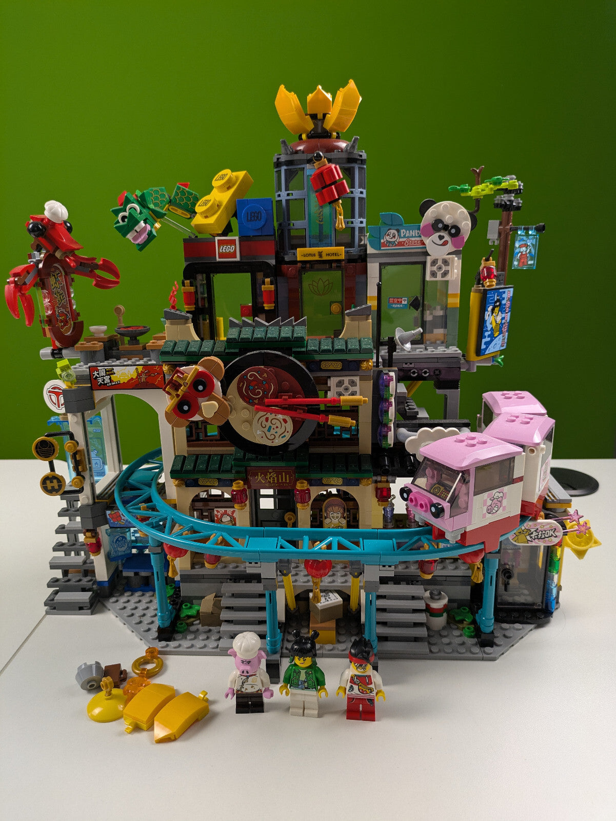 Lego Monkie Kid: The City of Lanterns Set 80036 - Incomplete