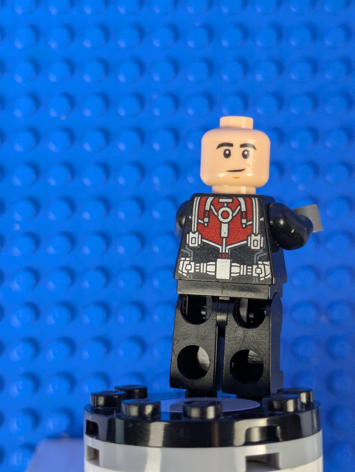 Lego Super Heroes: Ant-Man (Scott Lang) - Original Suit sh0201 Set 76039
