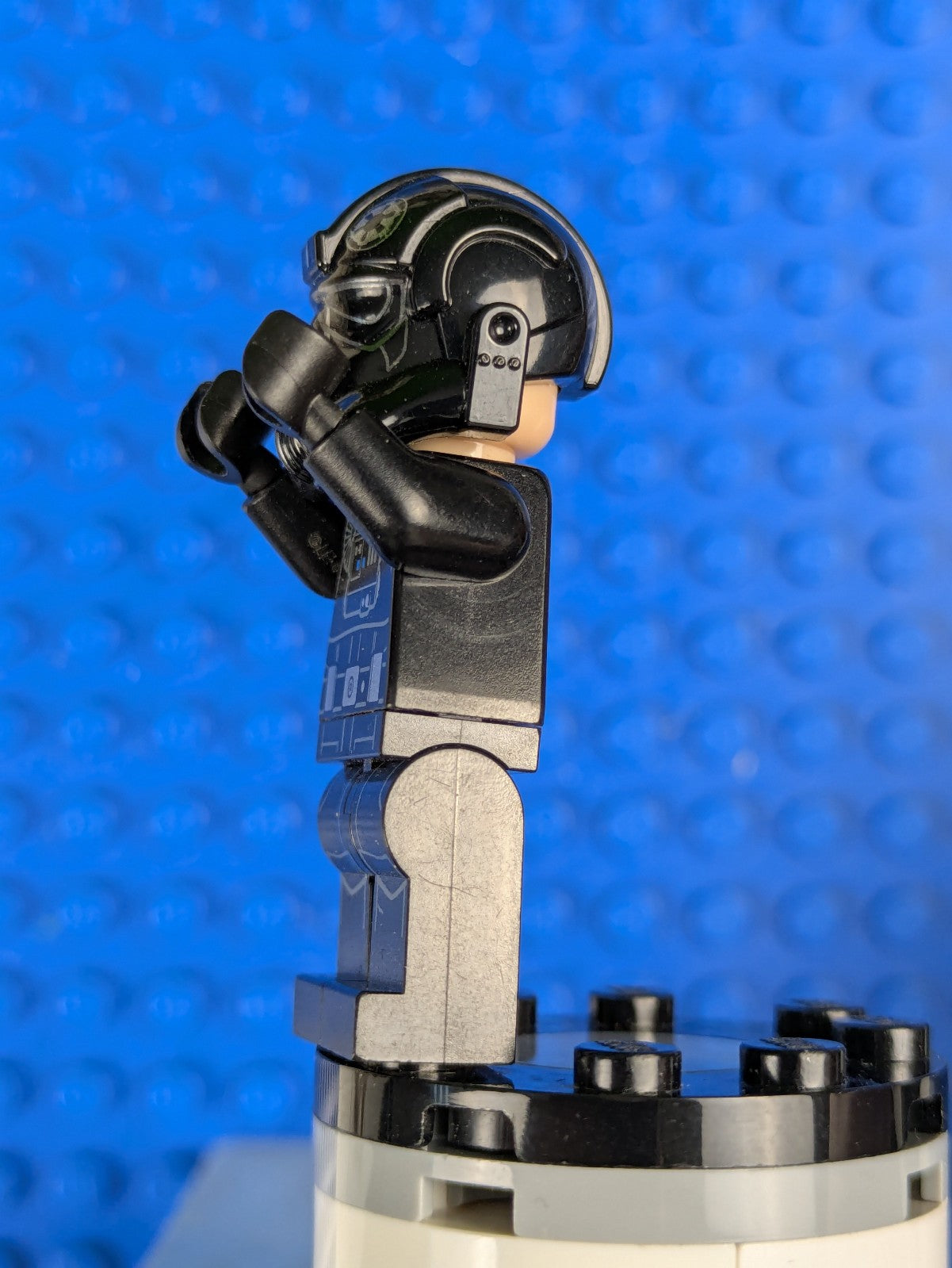 Lego Star Wars: Imperial TIE Fighter / Striker Pilot sw0788 Set 75154