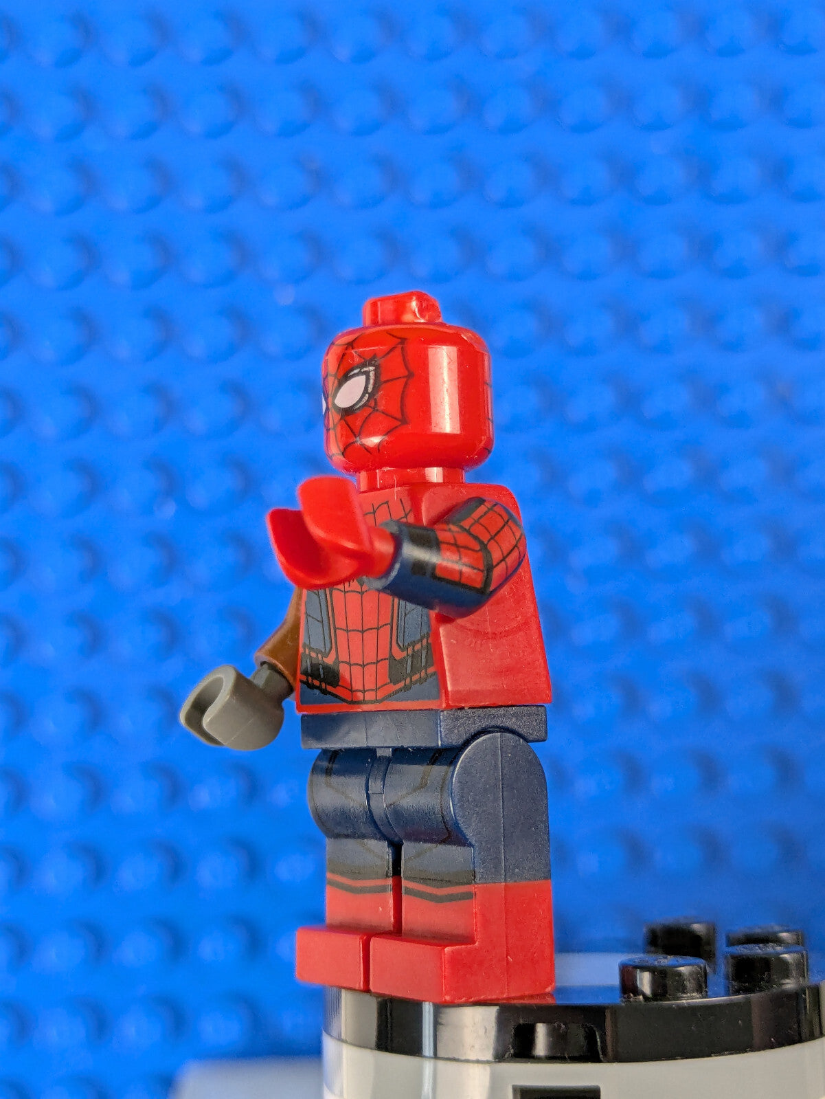 Lego Super Heroes: Spider-Man Homecoming: Spider-Man sh0420 Set 76083