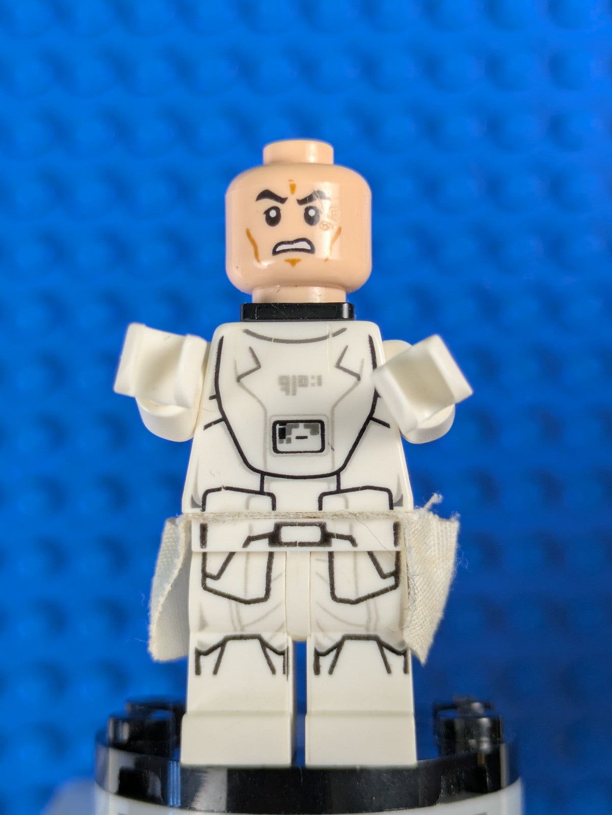 Lego Star Wars: First Order Snowtrooper with Kama sw0657 Set 75100