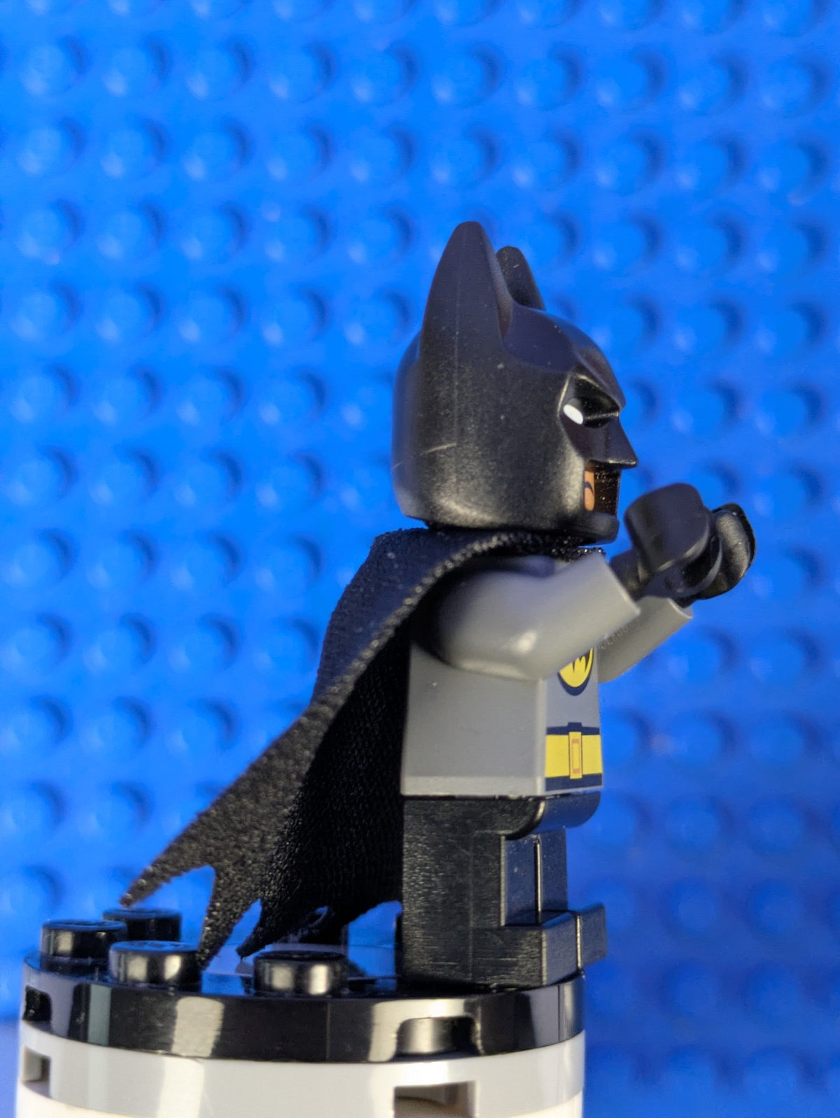 Lego Super Heroes: Batman II: Batman - Short Legs sh0242 Set 76061