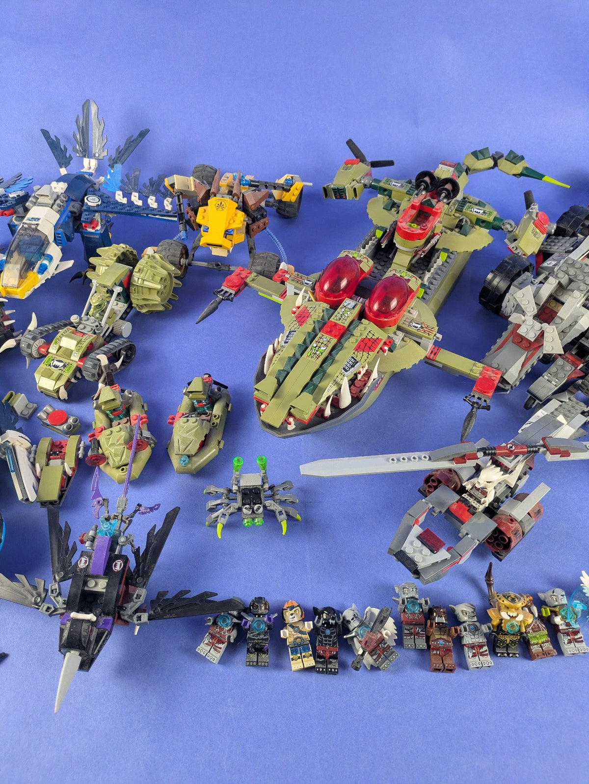 LEGO LEGENDS OF CHIMA Bundle Deal More Than 10 Sets Pre-Owned