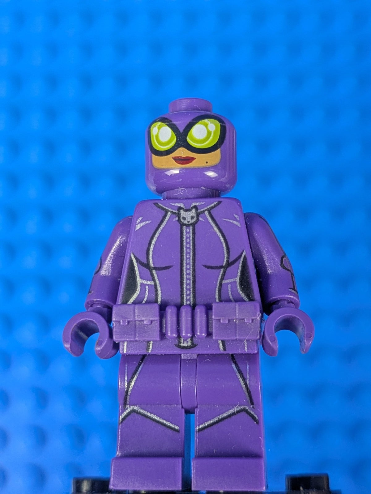 Lego Super Heroes: Catwoman - Dark Purple Suit sh0330 Set 70902