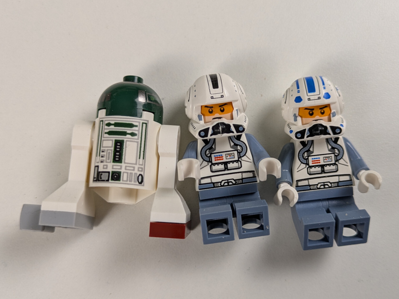 Lego Star Wars: ARC-170 Starfighter Set 8088 - Incomplete Minifigures