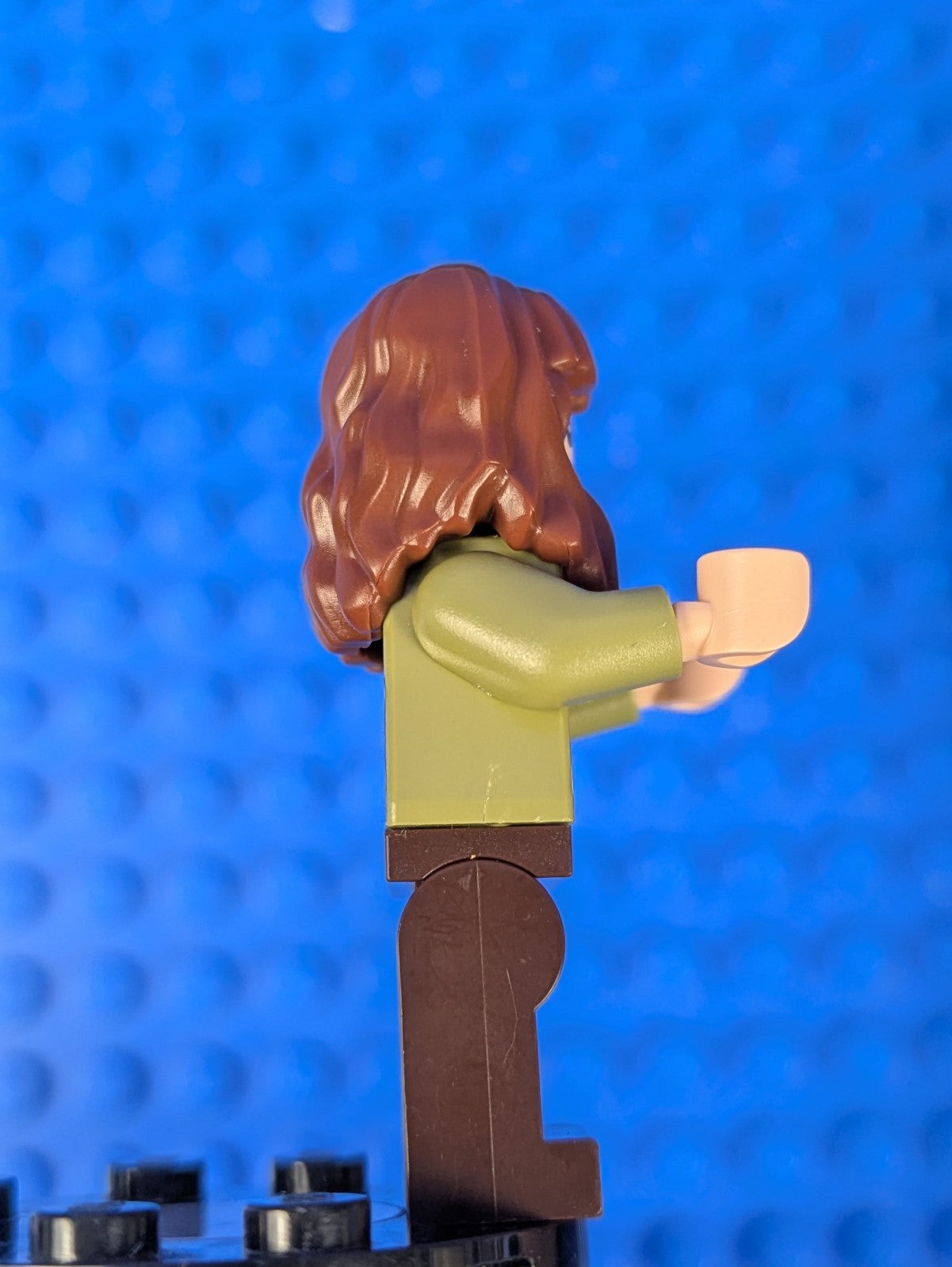 Lego Stranger Things: Joyce Byers - Sand Green Jacket st002 Set 75810
