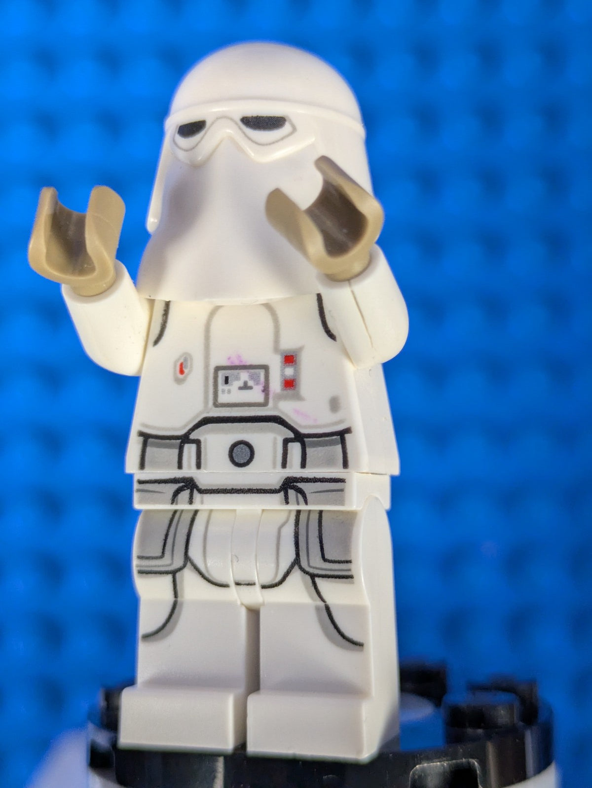 Lego Star Wars: Snowtrooper, Printed Legs, Dark Tan Hands sw1009 Set 75241