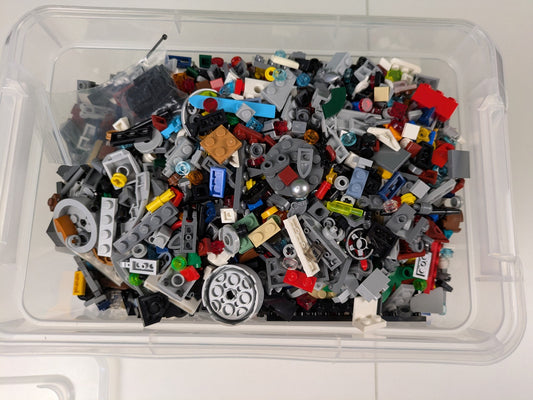 Lego Pieces/Parts: 4LBS Random Parts & Pieces Building Blocks Bulk Lot