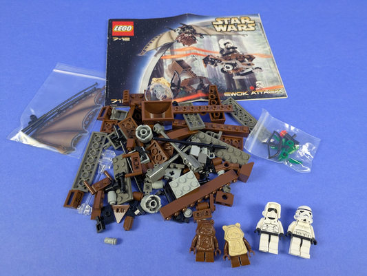 LEGO Star Wars Ewok Attack 7139 Complete Set Pre-Owned