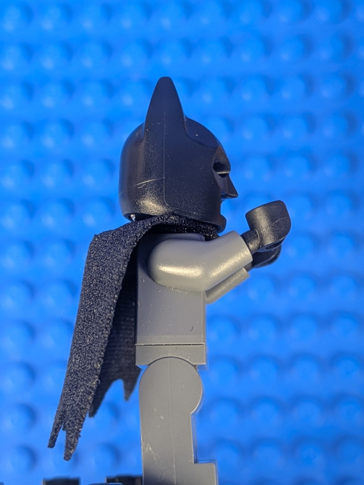 Lego Super Heroes: Batman - Dark Bluish Gray Suit sh0589a Set 76160
