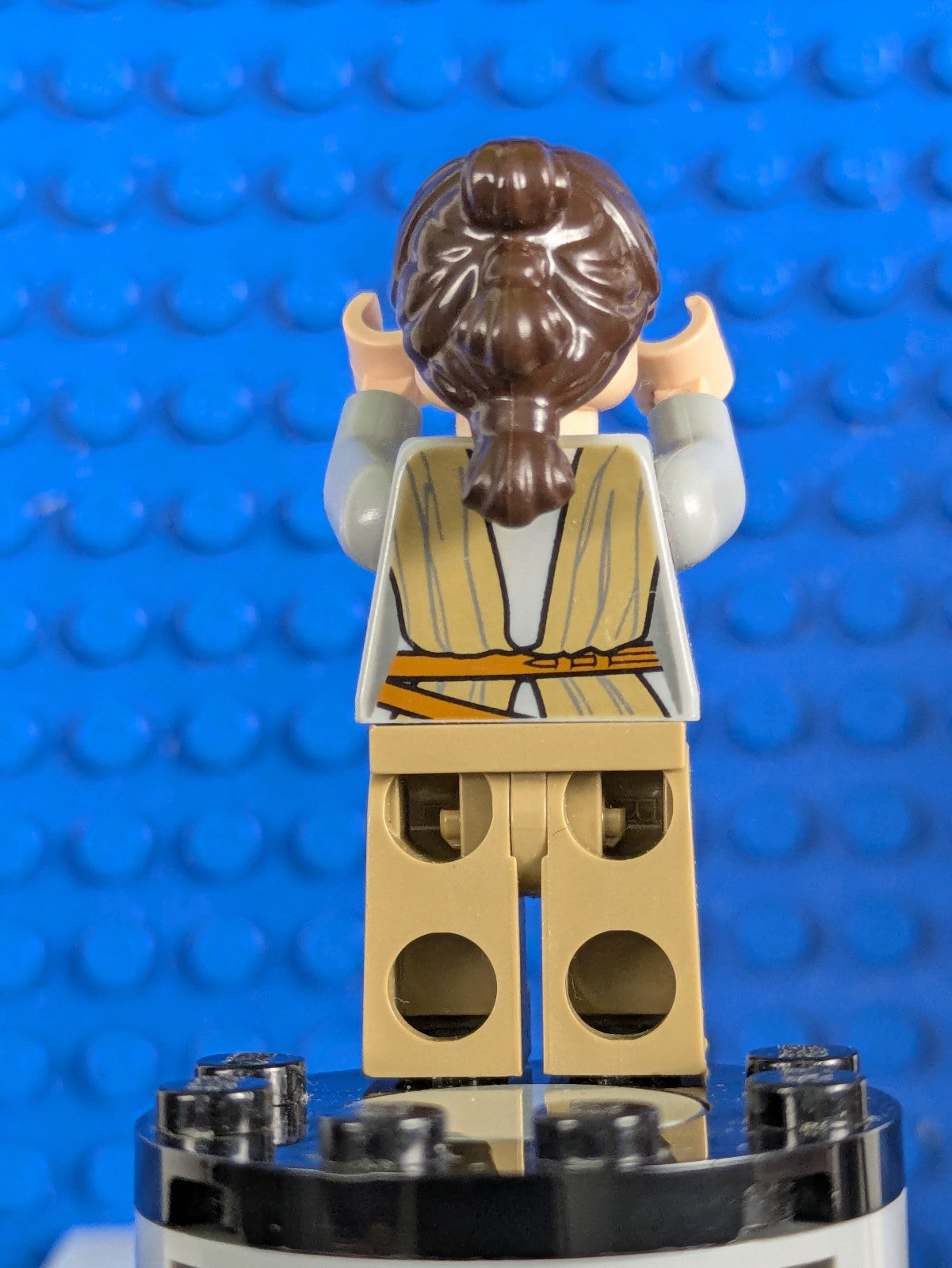 Lego Star Wars: Episode 7: Rey - Dark Tan Tied Robe sw0677 Set 75105
