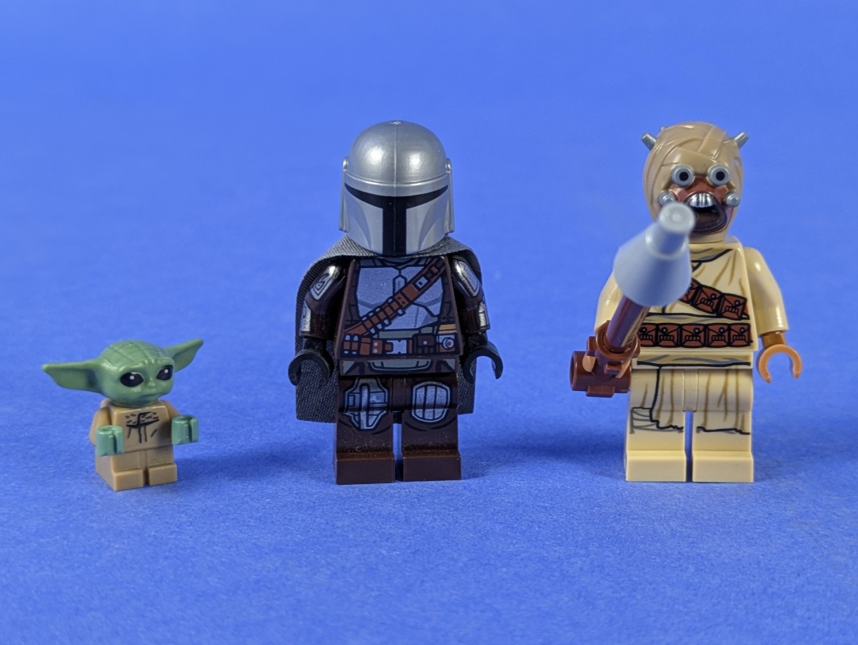 Lego Star Wars: The Mandalorian: Trouble on Tatooine Set 75299 Incomplete Set