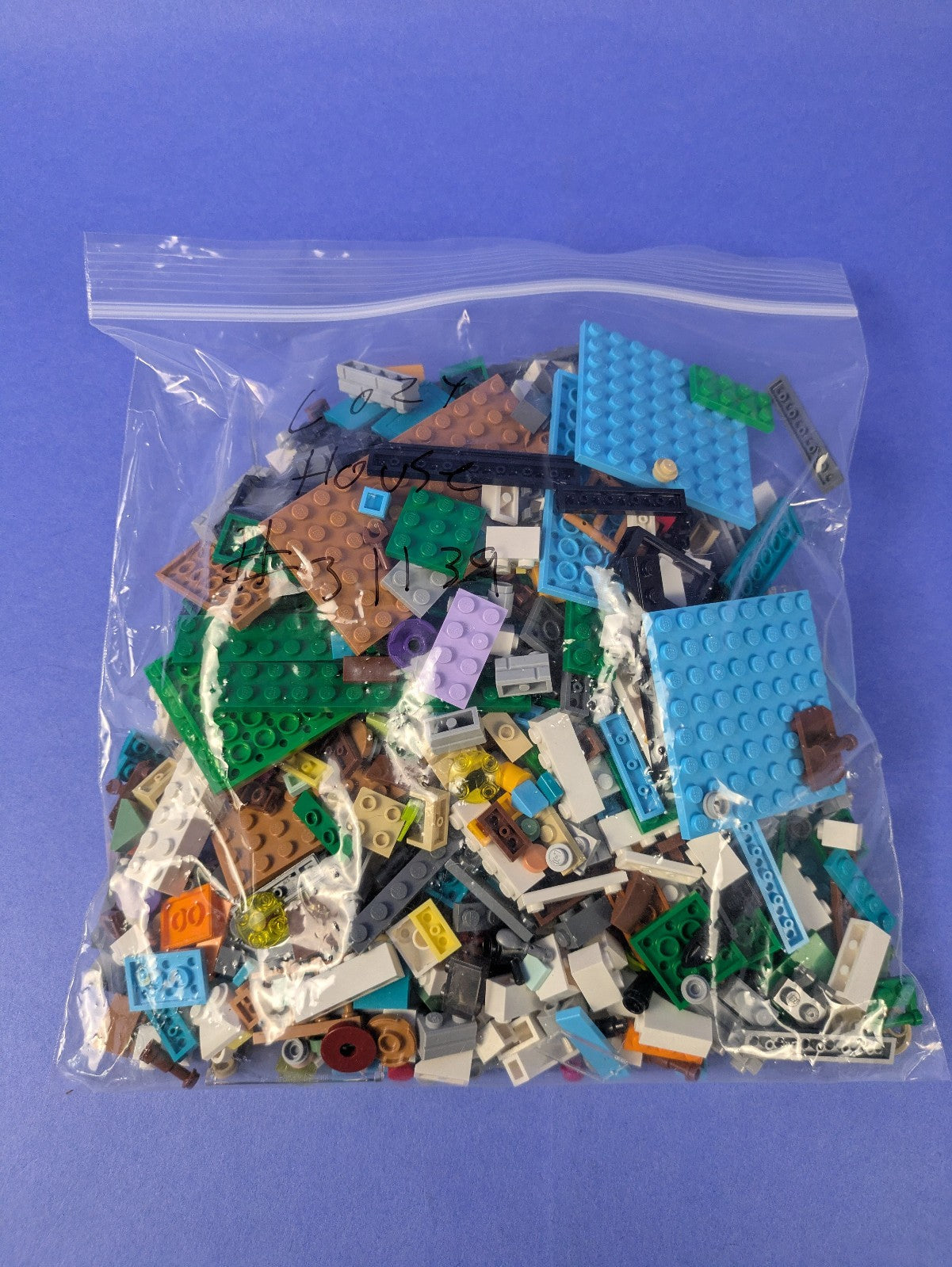 LEGO Creator Cozy House 31139 Incomplete Set Pre-Owned