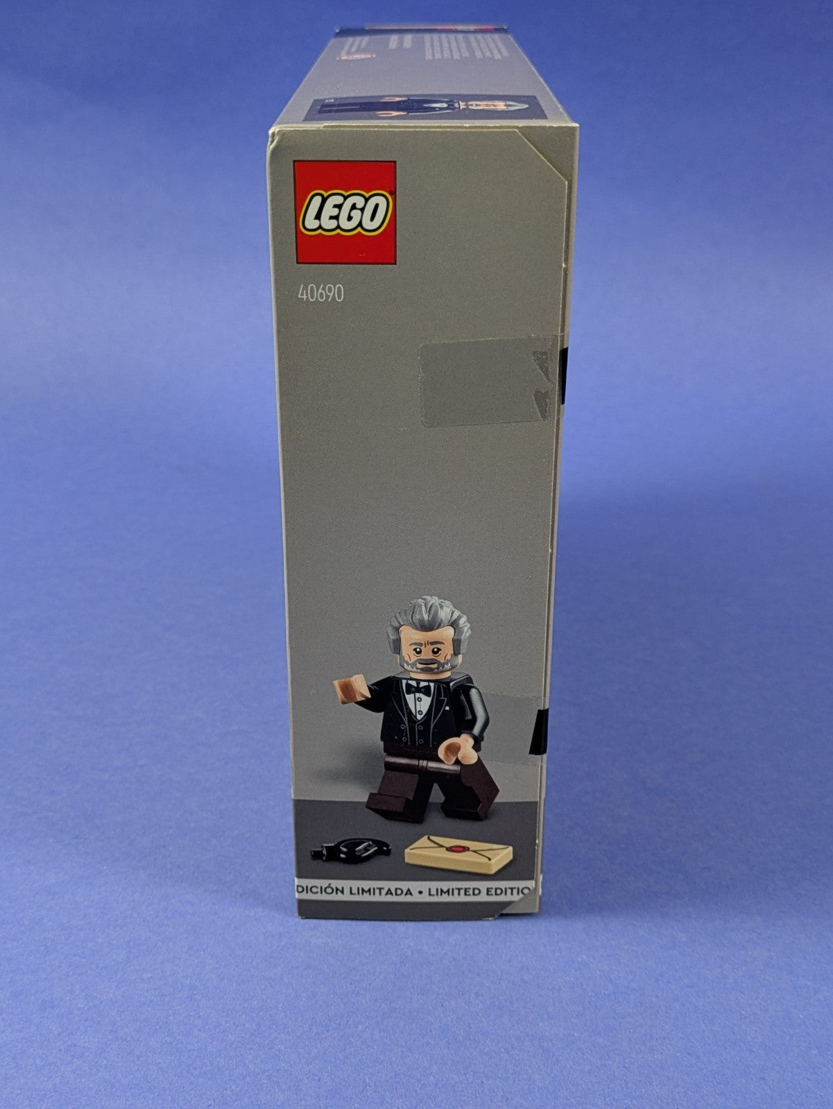 LEGO Promotional Tribute to Jules Verne's Books 40690