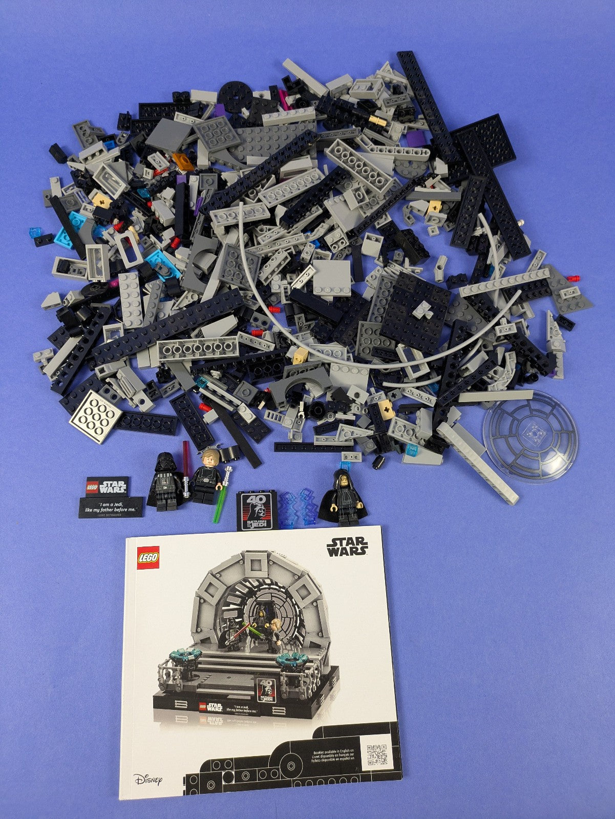 LEGO Star Wars Emperor's Throne Room Diorama 75352 Complete Set Pre-Owned