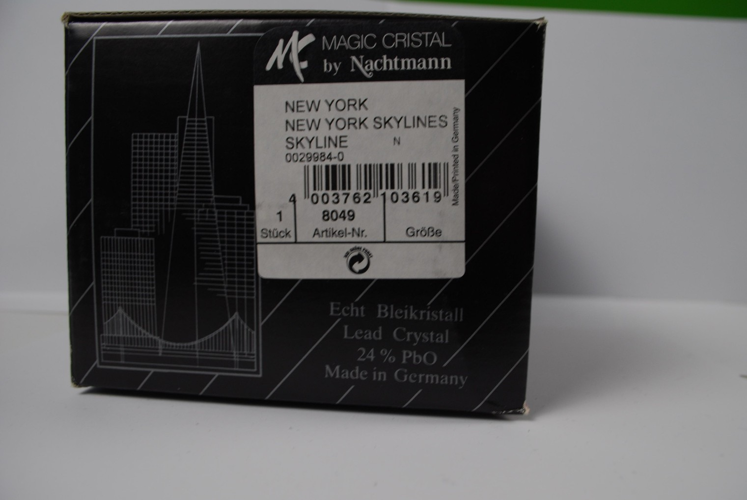 Hofbauer Magic Crystal New York Skylines World Trade Center Glass Paperweight
